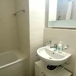 Apartament Meuble Proche De La Gare De 12