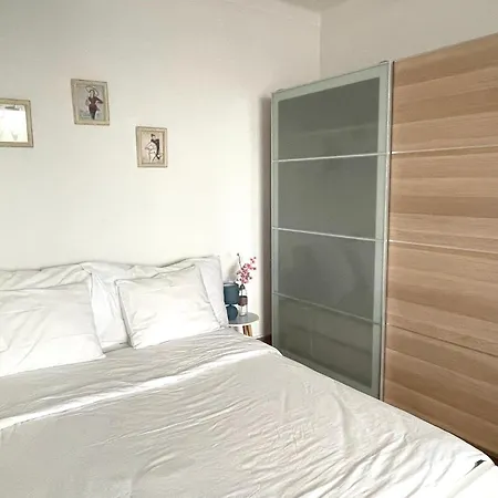 Meuble Proche De La Gare De 12 Apartamento *