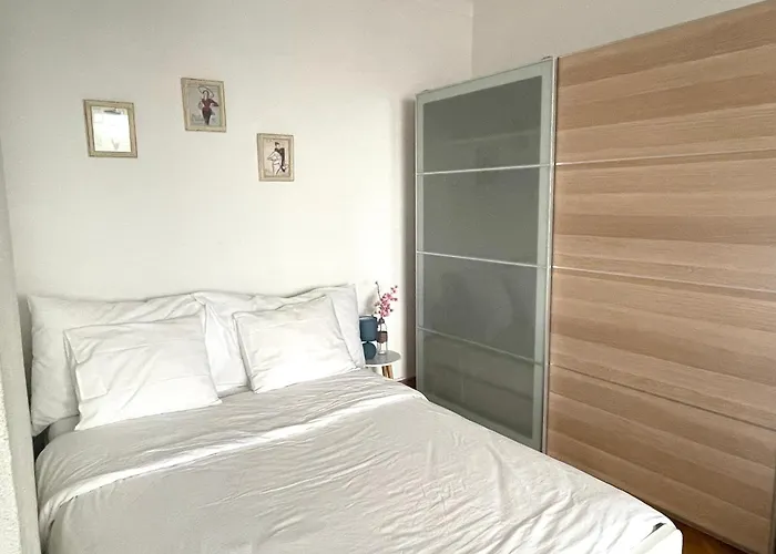 Meuble Proche De La Gare De 12 Apartament *